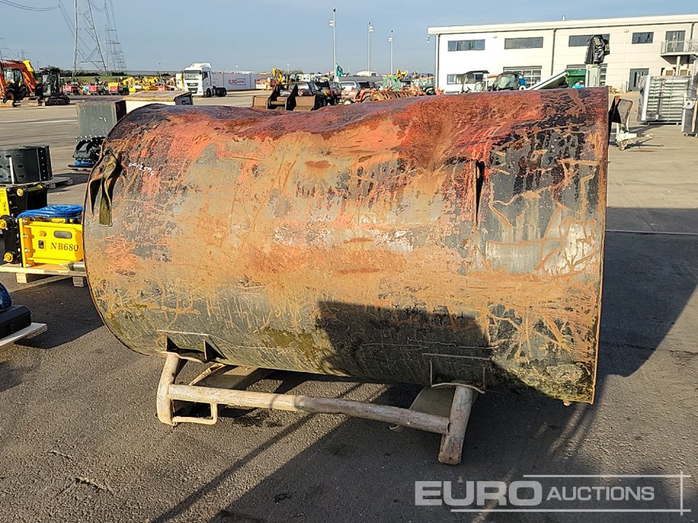 Bunded Fuel Bowser, Manual Pump - Säilitusmahuti: pilt 2 Bunded Fuel Bowser, Manual Pump - Säilitusmahuti: pilt 2
