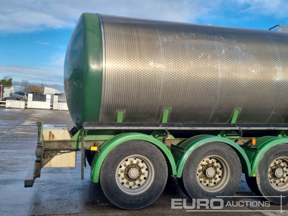 Tsistern poolhaagis Clayton Tri Axle Stainless Steel Tanker Trailer, Front Lift Axle: pilt 17