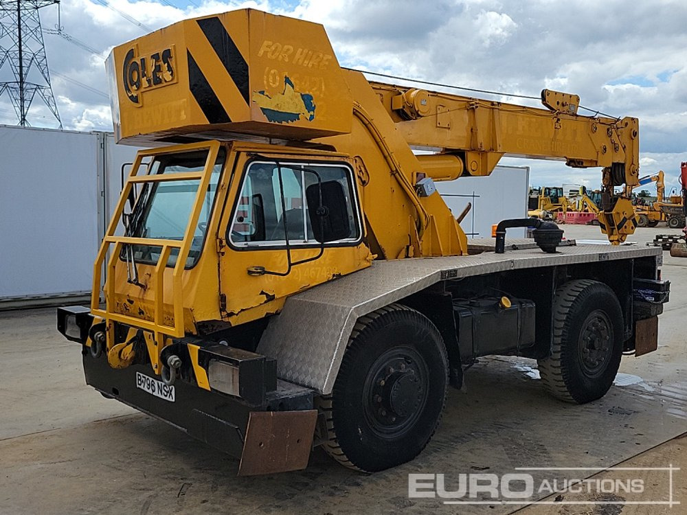 Coles 4x4 Crane, Stabilisers, WLI, Manual Gearbox - Autokraana: pilt 1 Coles 4x4 Crane, Stabilisers, WLI, Manual Gearbox - Autokraana: pilt 1