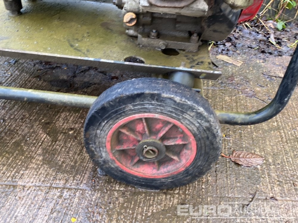 Comet Petrol Pressur Washer, Honda Engine - Survepesur: pilt 5 Comet Petrol Pressur Washer, Honda Engine - Survepesur: pilt 5