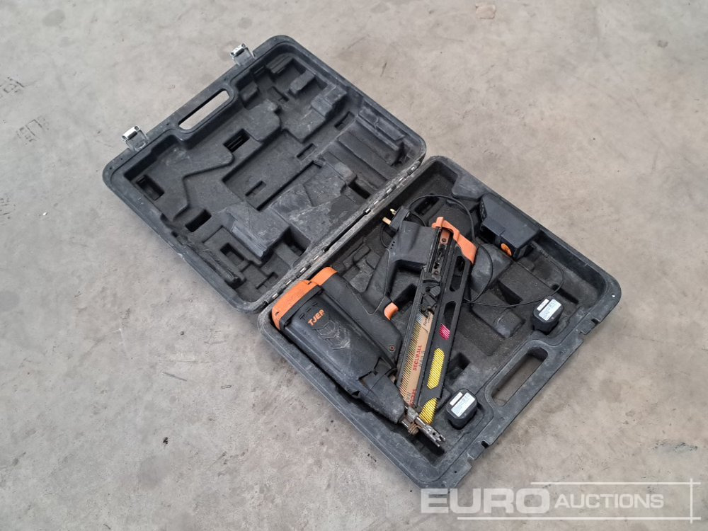 Cordless NailGun, Battery, Charger & Case - Ehitusseade: pilt 4 Cordless NailGun, Battery, Charger & Case - Ehitusseade: pilt 4