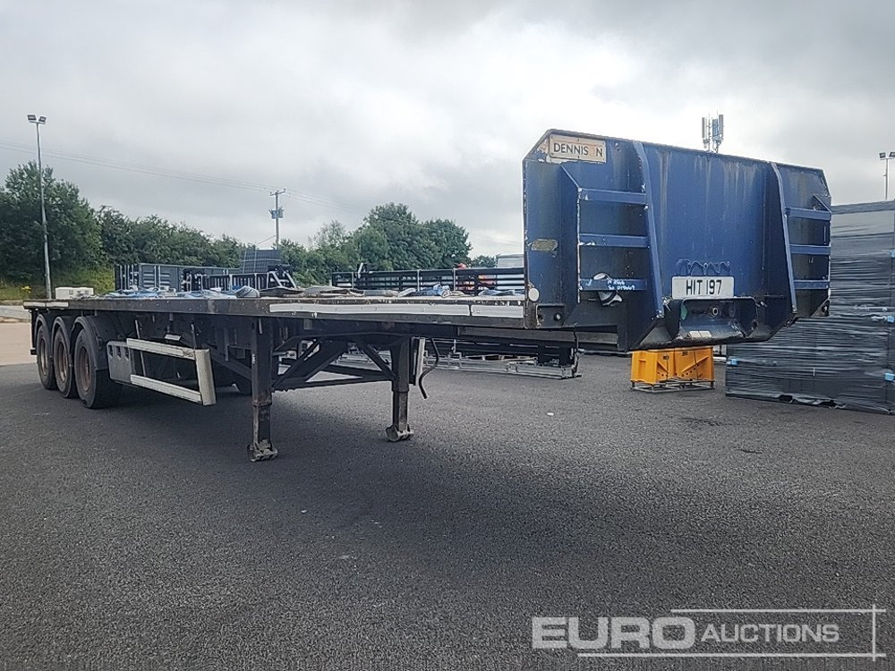 Dennison 40' Tri Axle Flat Trailer, Goal Post Sockets - Platvorm/ Madelpoolhaagis: pilt 4 Dennison 40' Tri Axle Flat Trailer, Goal Post Sockets - Platvorm/ Madelpoolhaagis: pilt 4