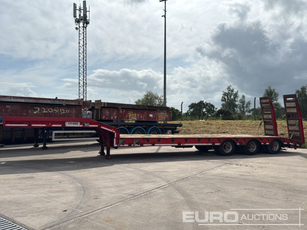 Dennison Tri Axle Stepframe Low Loader, Hydralic Ramps - Madal platvormpoolhaagis: pilt 2 Dennison Tri Axle Stepframe Low Loader, Hydralic Ramps - Madal platvormpoolhaagis: pilt 2