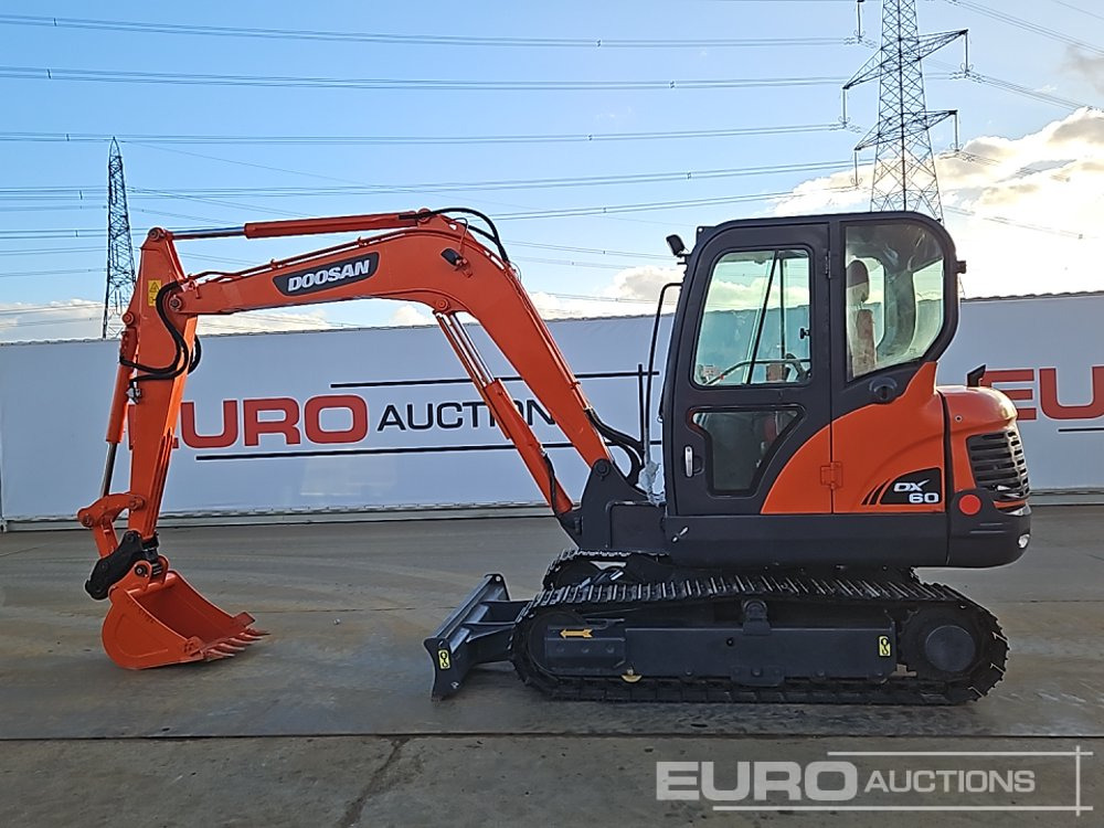 Doosan DX60 - Miniekskavaator: pilt 2 Doosan DX60 - Miniekskavaator: pilt 2