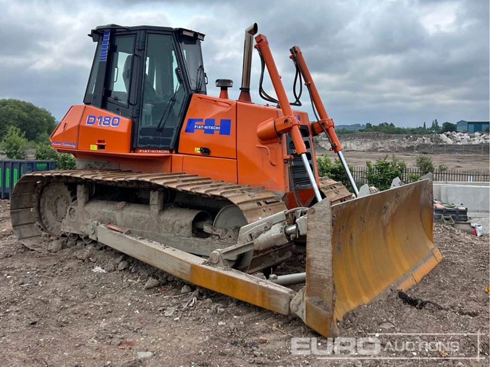 Fiat Hitachi D180SP - Buldooser: pilt 3 Fiat Hitachi D180SP - Buldooser: pilt 3