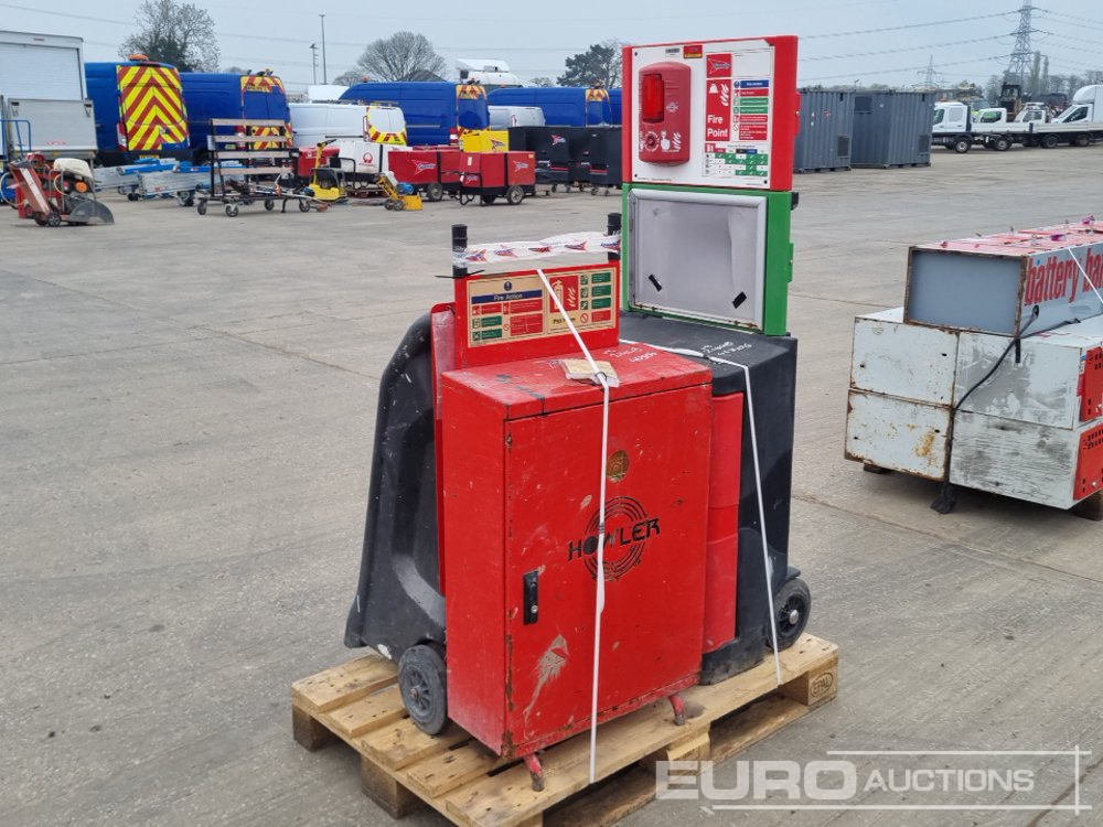 Fire Extinguisher Station (2 of), 110Volt Infared Heater - Ehitusseade: pilt 1 Fire Extinguisher Station (2 of), 110Volt Infared Heater - Ehitusseade: pilt 1