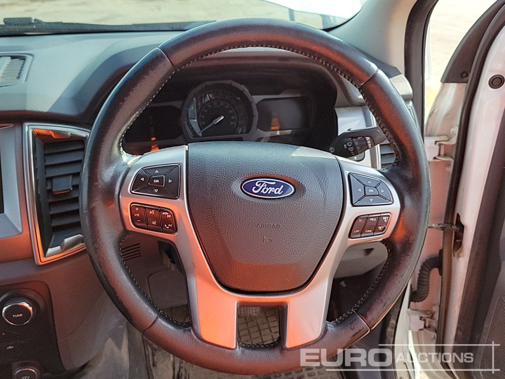 Pikap Ford Ranger: pilt 32