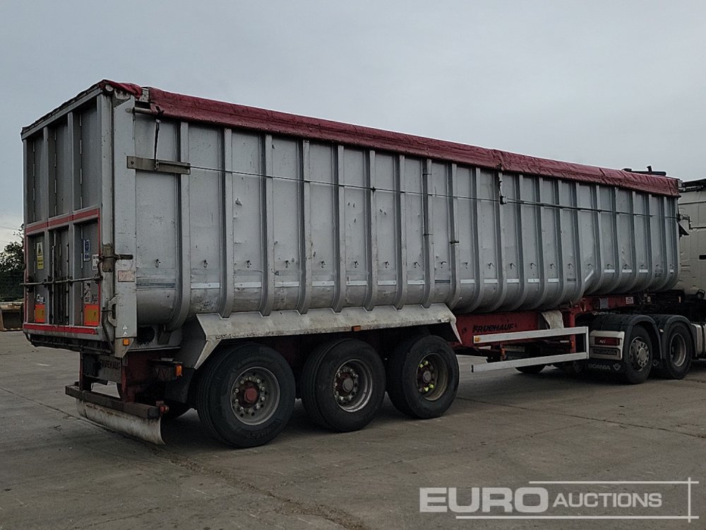 Fruehauf Tri Axle Bulk Tipping Trailer, Easy Sheet, Front Lift Axle (Category C Insurance Loss) - Kallur-poolhaagis: pilt 5 Fruehauf Tri Axle Bulk Tipping Trailer, Easy Sheet, Front Lift Axle (Category C Insurance Loss) - Kallur-poolhaagis: pilt 5