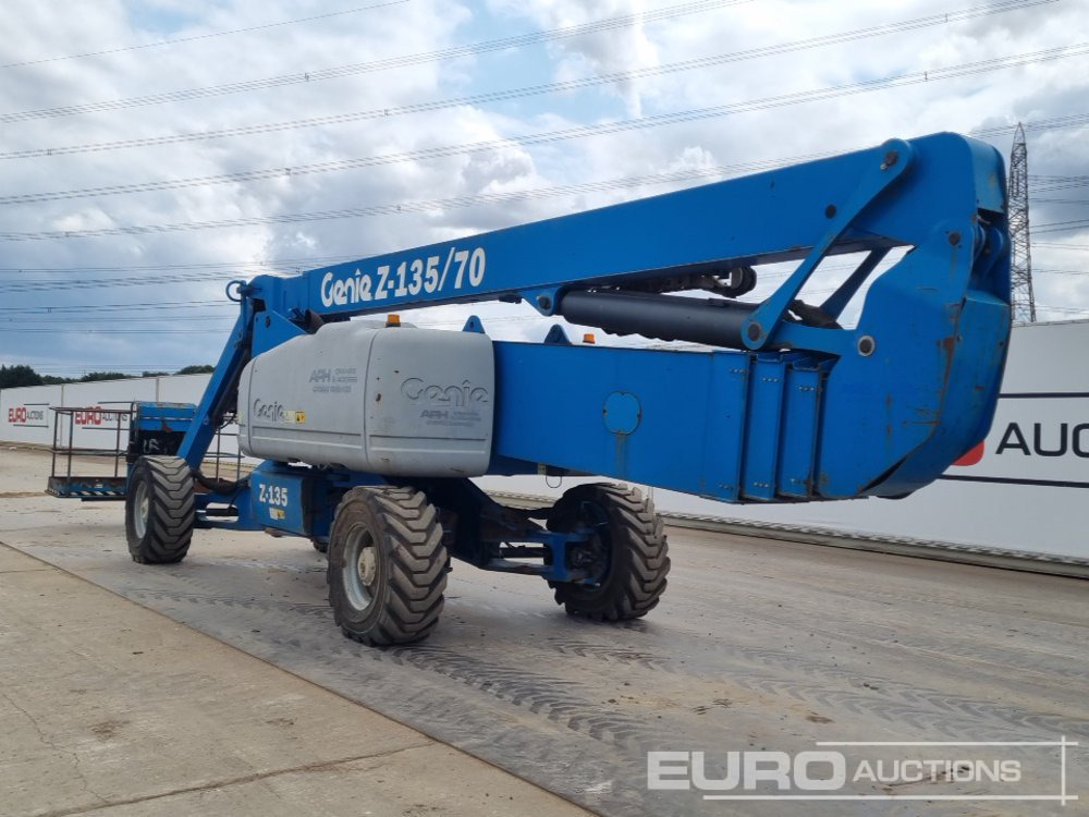 Genie Z-135 - Platvorm: pilt 3 Genie Z-135 - Platvorm: pilt 3