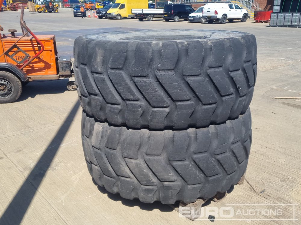 Goodyear 23.5R25 Tyre (2 of) - Rehv: pilt 5 Goodyear 23.5R25 Tyre (2 of) - Rehv: pilt 5