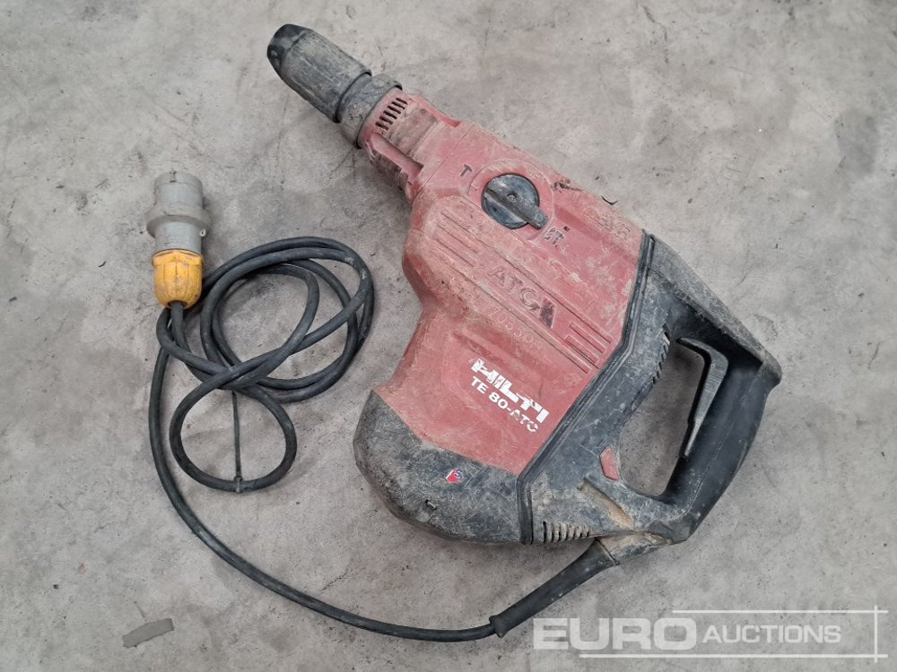 Hilti 110 Volt Hammer Drill - Garaažiseadmed: pilt 1 Hilti 110 Volt Hammer Drill - Garaažiseadmed: pilt 1