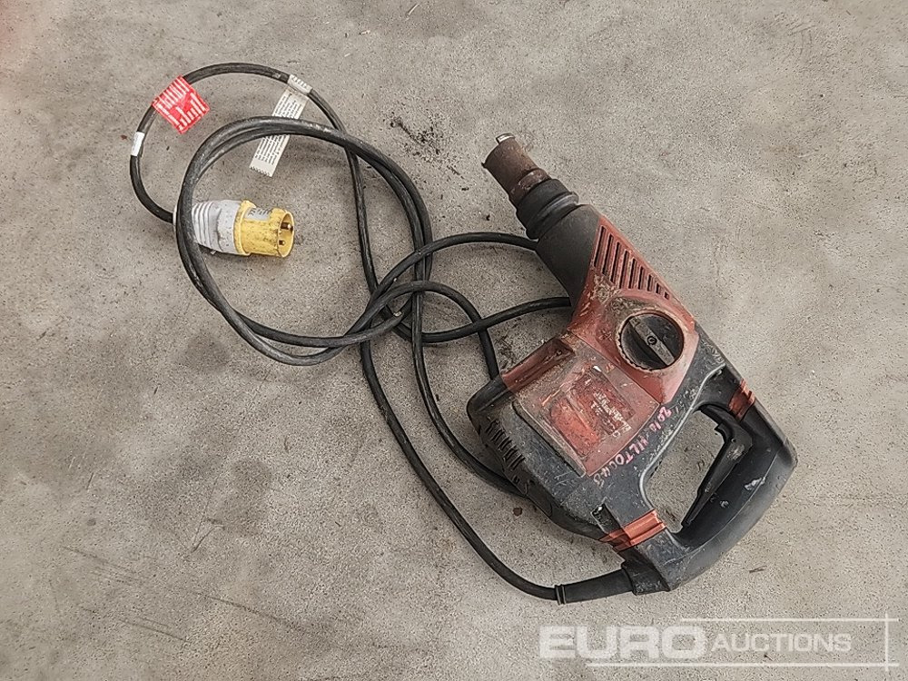 Hilti TE 300 110 Volt Needle Gun - Ehitusseade: pilt 3 Hilti TE 300 110 Volt Needle Gun - Ehitusseade: pilt 3