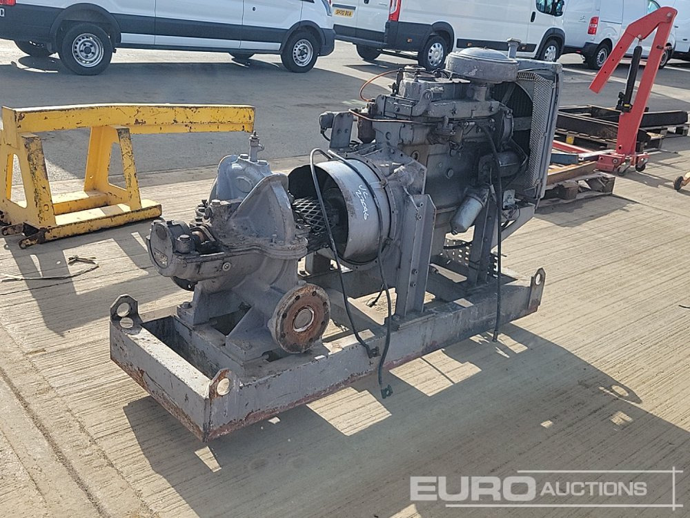 Hindle 4" Waterpump, 4 Cylinder Engine - Veepump: pilt 5 Hindle 4" Waterpump, 4 Cylinder Engine - Veepump: pilt 5