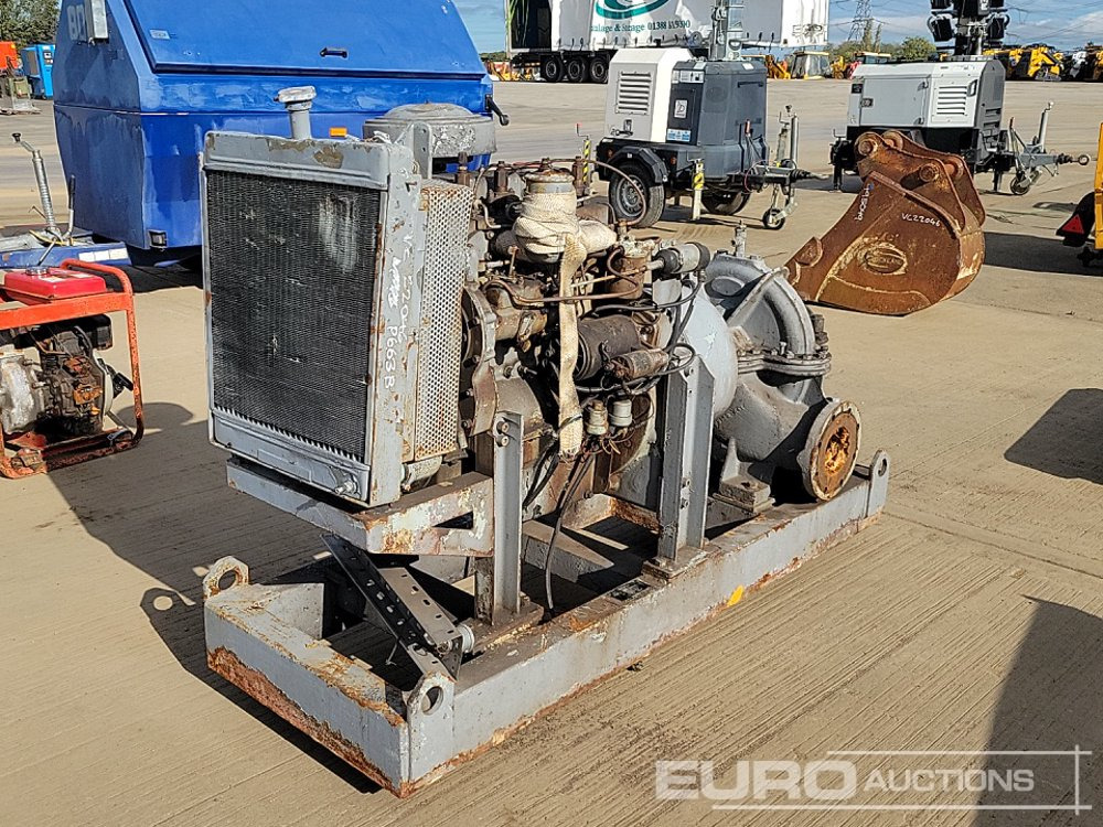Hindle 4" Waterpump, 4 Cylinder Engine - Veepump: pilt 1 Hindle 4" Waterpump, 4 Cylinder Engine - Veepump: pilt 1
