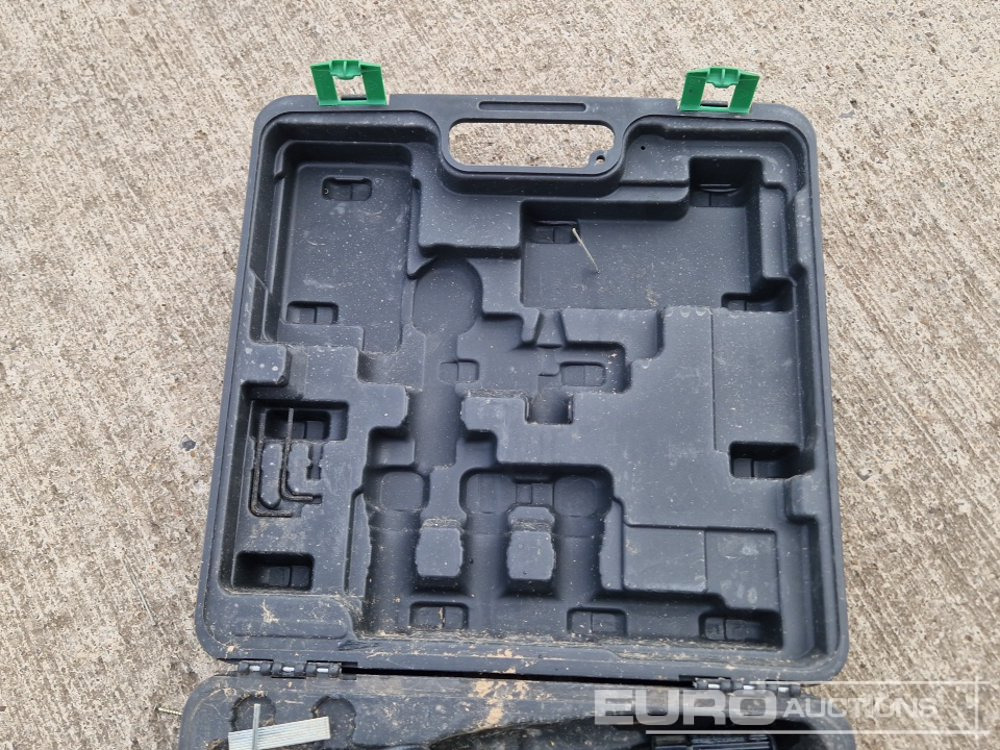 Ehitusseade Hitachi NT65GS 3.6 Volt Cordless Nailer, 3 Batterys, Charger: pilt 9