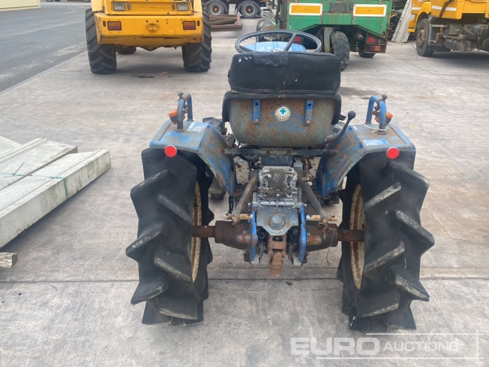 Iseki 4WD Compact Tractor - Väiketraktor: pilt 4 Iseki 4WD Compact Tractor - Väiketraktor: pilt 4