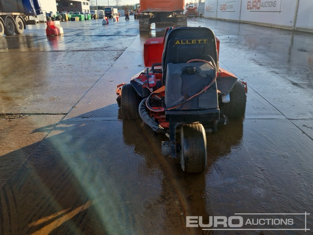 Jacobsen Tri-King 1672D 3 Wheel 3 Gang Ride On Lawnmower - Muruniiduk: pilt 4 Jacobsen Tri-King 1672D 3 Wheel 3 Gang Ride On Lawnmower - Muruniiduk: pilt 4
