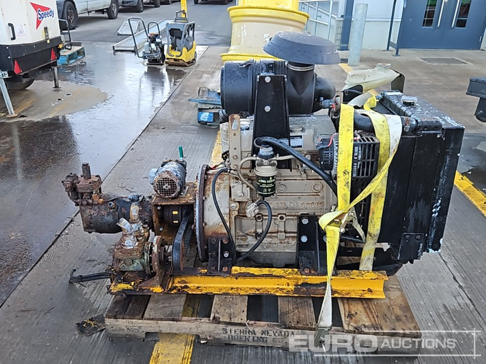 John Deere 4 Cylinder Engine, Pump - Mootor: pilt 2 John Deere 4 Cylinder Engine, Pump - Mootor: pilt 2