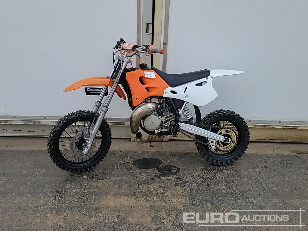KTM Petrol Motorbike - Mootorratas: pilt 2 KTM Petrol Motorbike - Mootorratas: pilt 2