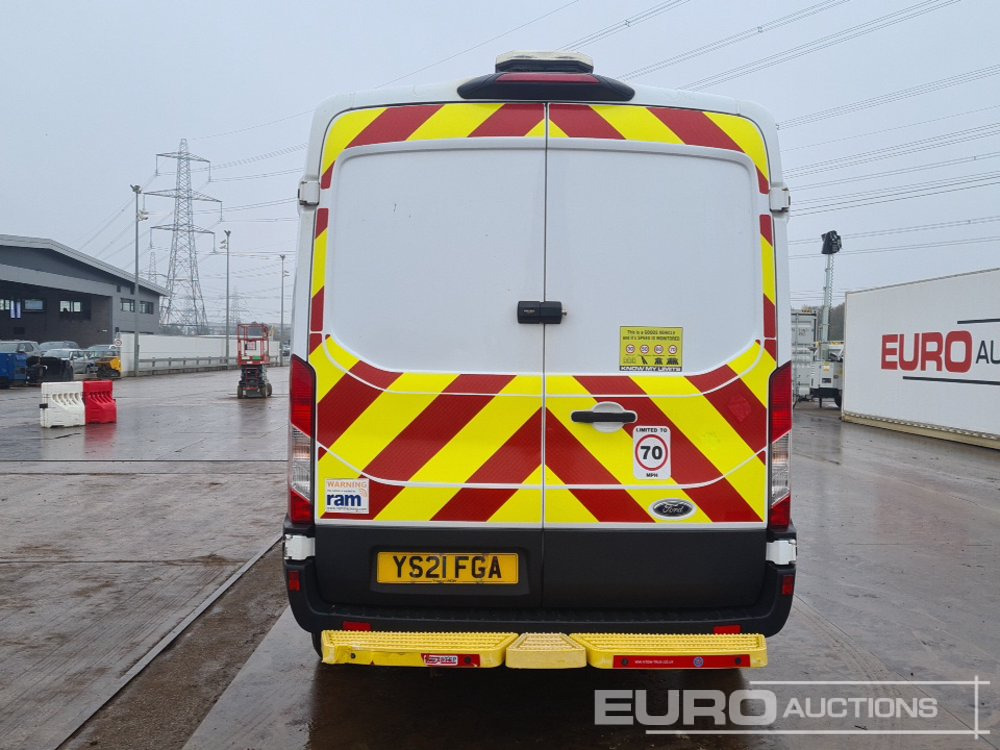 2021 Ford Transit 350 - Kommunaal-/ Erisõiduk: pilt 4 2021 Ford Transit 350 - Kommunaal-/ Erisõiduk: pilt 4