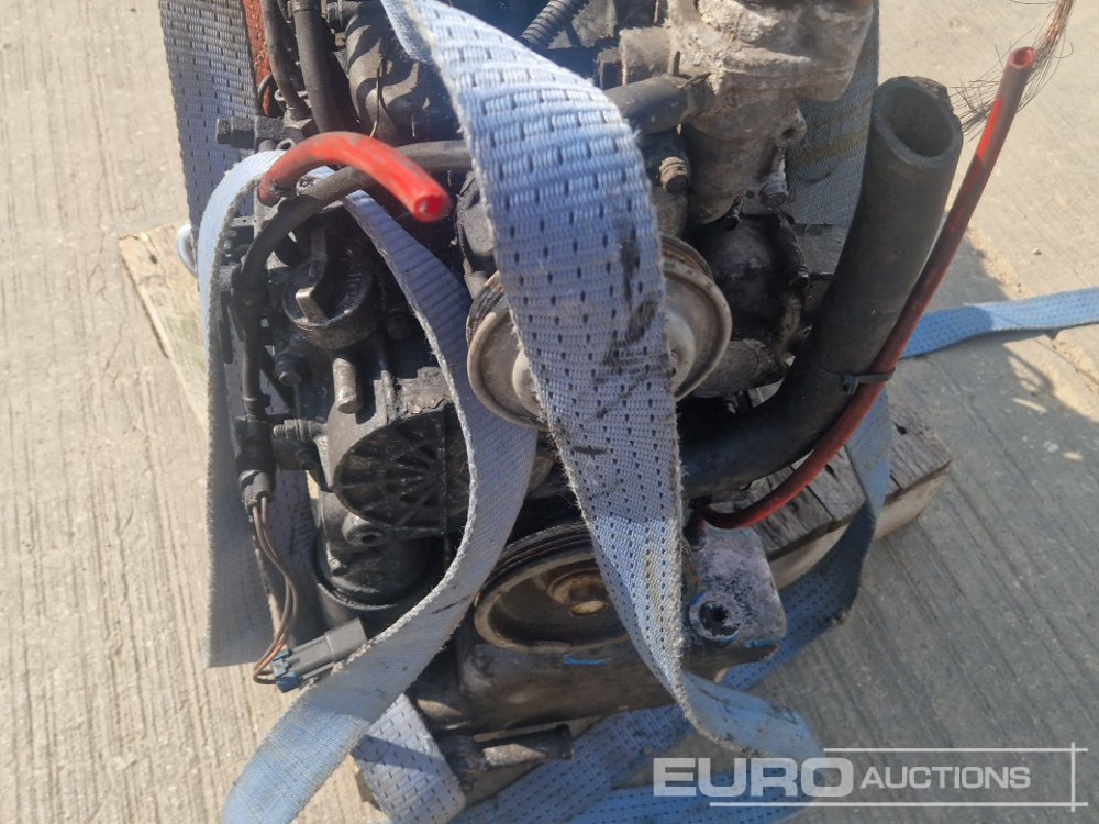 Mootor Kubota 4 Cylinder Engine, Pump: pilt 9