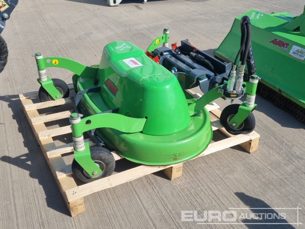 2019 Avant Hydraulic Cutting Deck to suit Compact Wheeled Loader - Lisaseade - Ekskavaator: pilt 1 2019 Avant Hydraulic Cutting Deck to suit Compact Wheeled Loader - Lisaseade - Ekskavaator: pilt 1