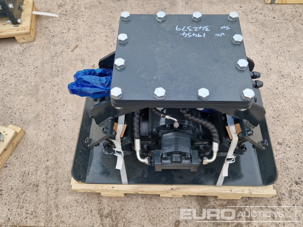 Unused Plate Compactor to suit 6 Ton Excavator - Lisaseade - Ekskavaator: pilt 4 Unused Plate Compactor to suit 6 Ton Excavator - Lisaseade - Ekskavaator: pilt 4