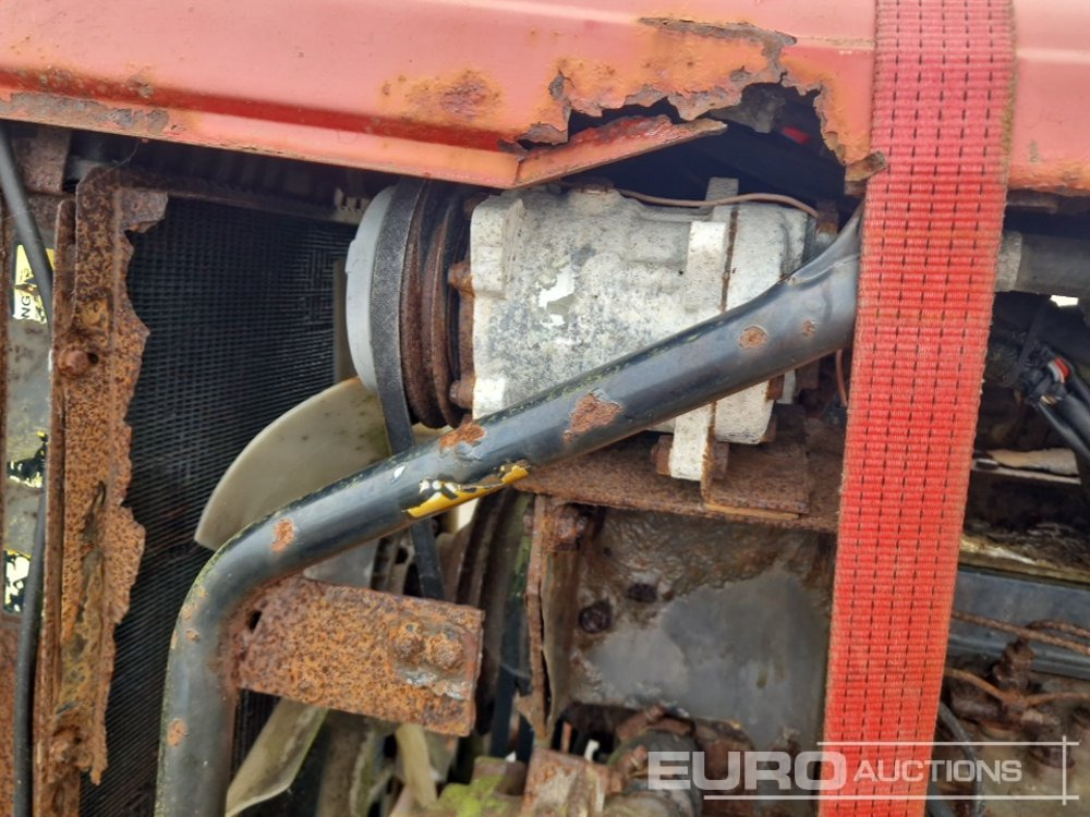 Traktor Massey Ferguson 4WD Tractor, 3 Spool Valve (Spares): pilt 18
