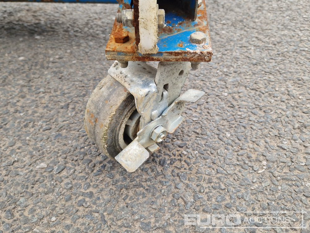 Genie SLA-15 - Materjali käitlemise seade: pilt 5 Genie SLA-15 - Materjali käitlemise seade: pilt 5