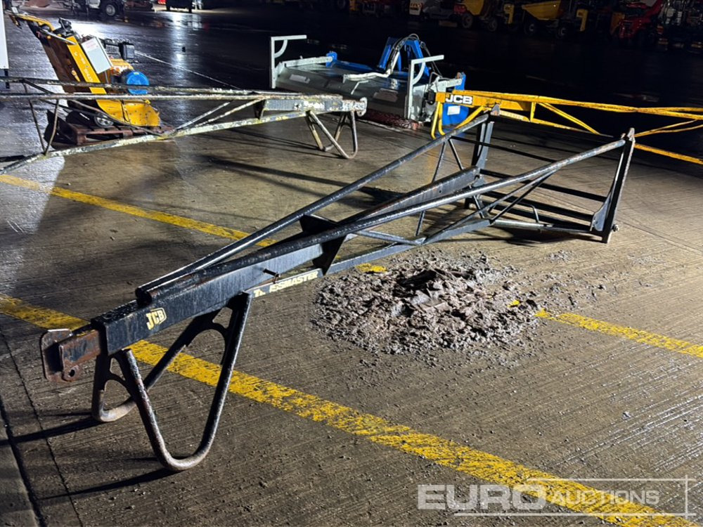 JCB Truss Jib - Materjali käitlemise seade: pilt 1 JCB Truss Jib - Materjali käitlemise seade: pilt 1
