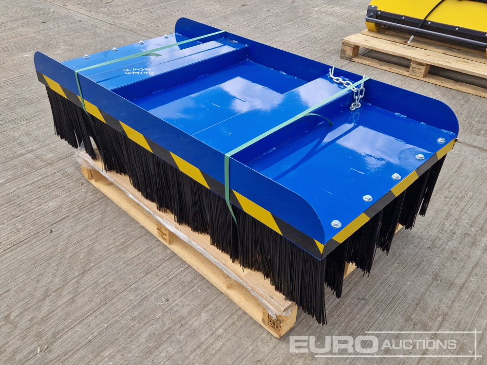 Unused 2025 Rolfi Broom to suit Forklift - Materjali käitlemise seade: pilt 1 Unused 2025 Rolfi Broom to suit Forklift - Materjali käitlemise seade: pilt 1