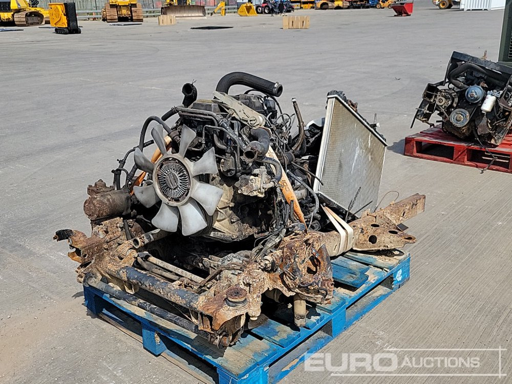 Mitsubishi 4 Cylinder Engine, Gearbox - Mootor: pilt 1 Mitsubishi 4 Cylinder Engine, Gearbox - Mootor: pilt 1