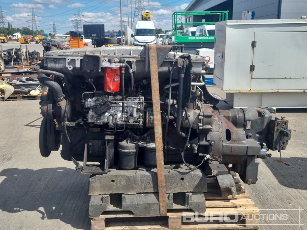 Mitsubishi 6 Cylinder Engine, Pump - Mootor: pilt 2 Mitsubishi 6 Cylinder Engine, Pump - Mootor: pilt 2