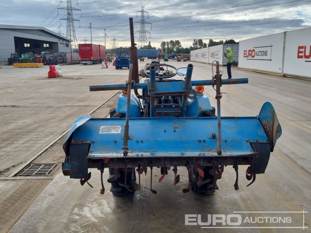 Mitsubishi D1600 - Väiketraktor: pilt 4 Mitsubishi D1600 - Väiketraktor: pilt 4