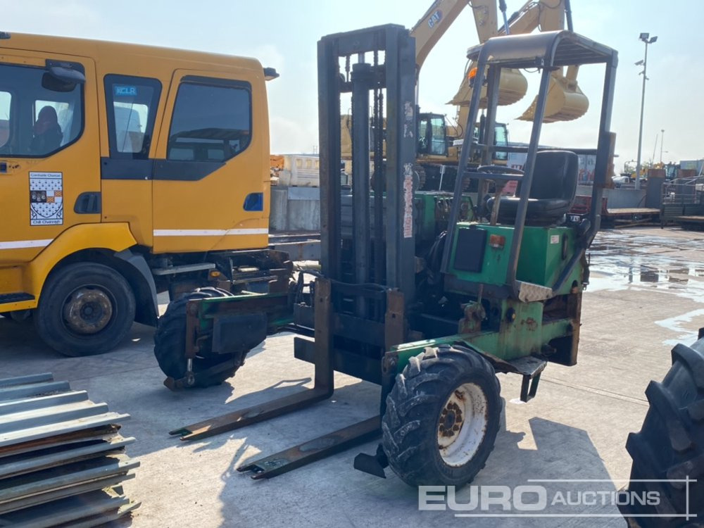 Moffett Mounty M7 24.3W, 3 Wheeled Trailer Mountable Forklift, 2 Stage Mast - Veoautol põhinev kahveltõstuk: pilt 1 Moffett Mounty M7 24.3W, 3 Wheeled Trailer Mountable Forklift, 2 Stage Mast - Veoautol põhinev kahveltõstuk: pilt 1