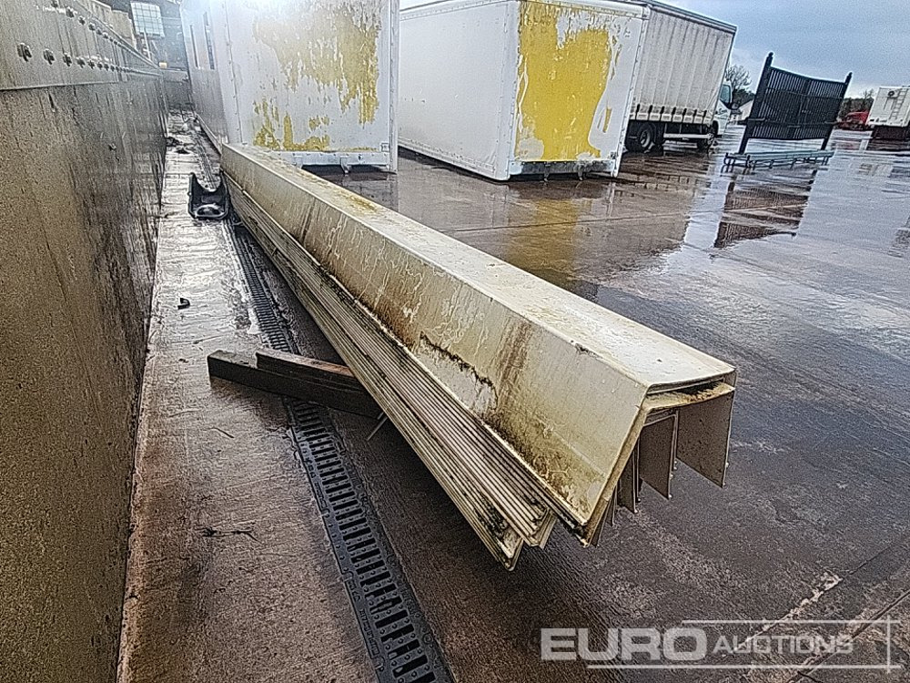 6m Pladtic Plastic Flashing/Gutter - Muu seadmestik: pilt 4 6m Pladtic Plastic Flashing/Gutter - Muu seadmestik: pilt 4