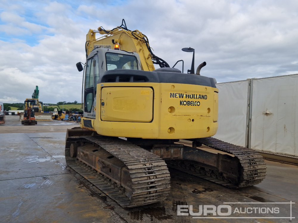 New Holland Kobelco E225BSR - Lintekskavaator: pilt 3 New Holland Kobelco E225BSR - Lintekskavaator: pilt 3