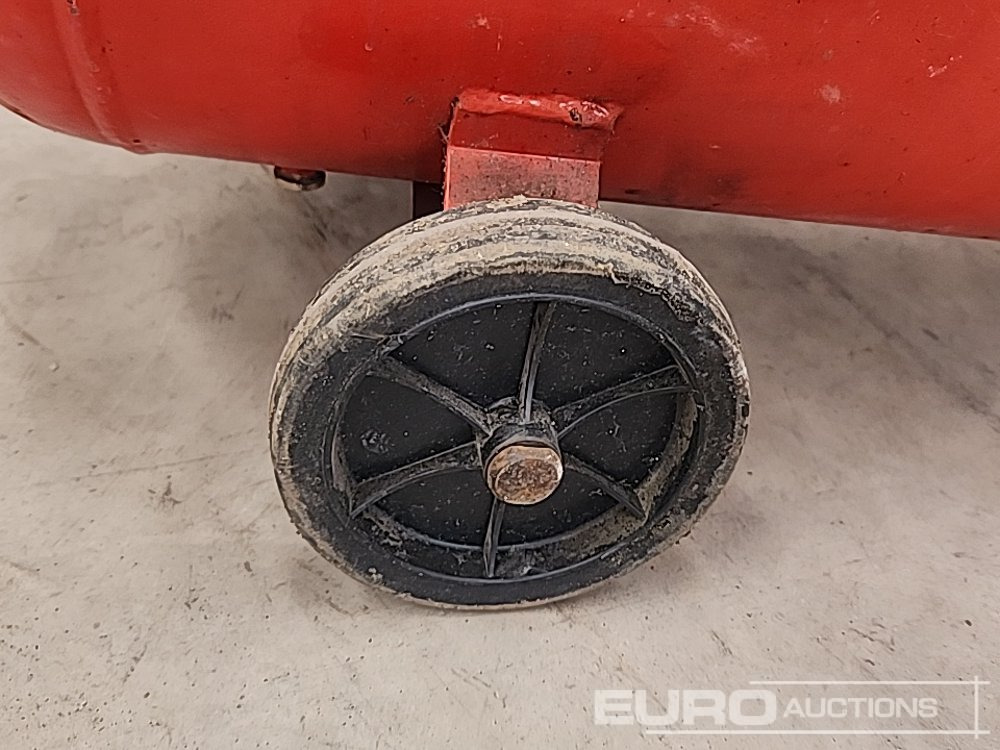 Nu-Air 50 Litre 240 Volt Air Compressor - Õhukompressor: pilt 5 Nu-Air 50 Litre 240 Volt Air Compressor - Õhukompressor: pilt 5