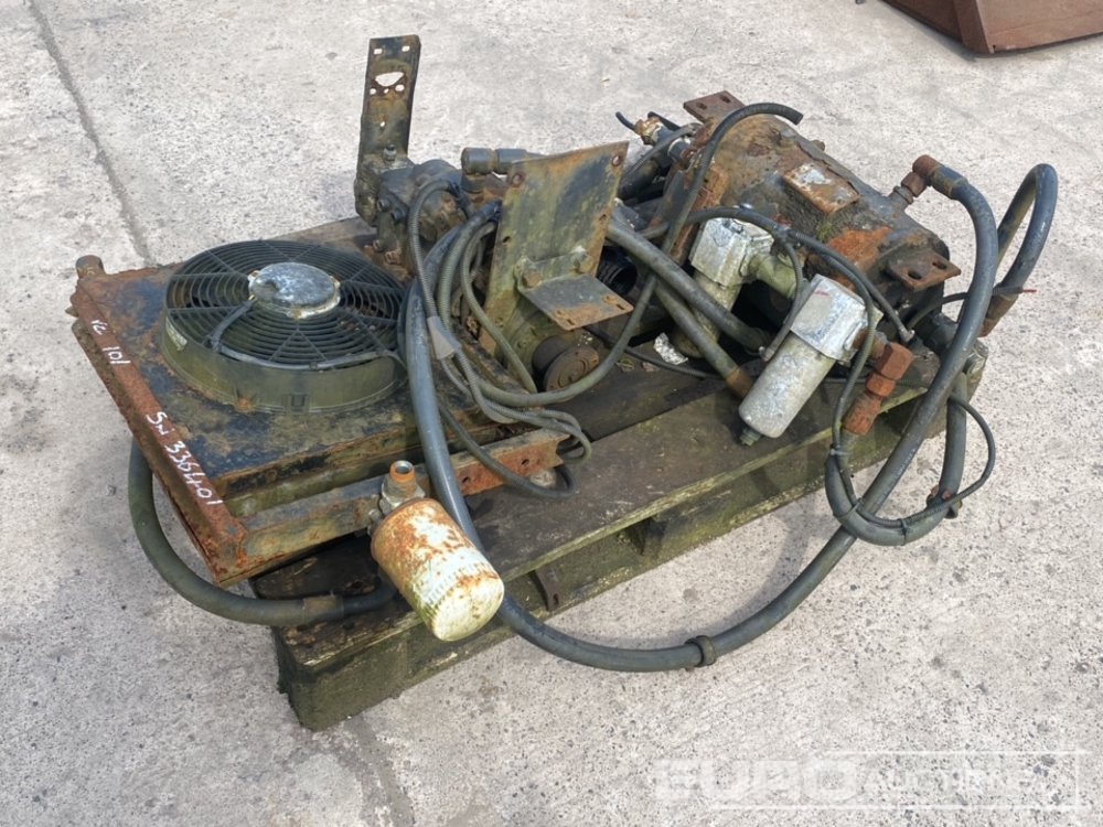 PTO Driven Compressor, Radiator - Radiaator: pilt 1 PTO Driven Compressor, Radiator - Radiaator: pilt 1
