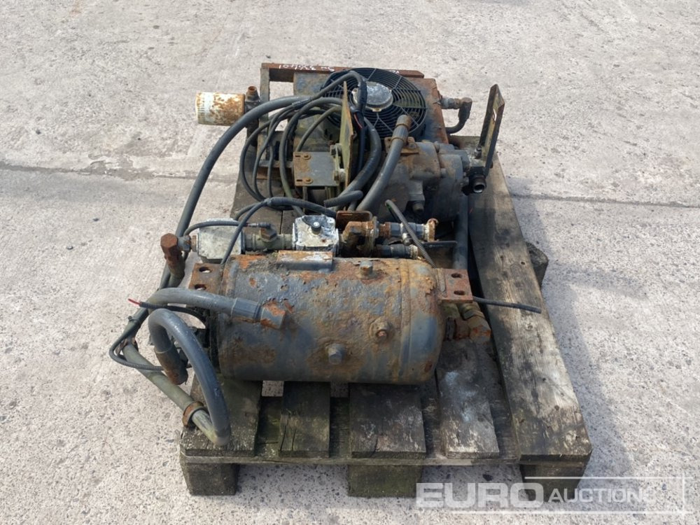 PTO Driven Compressor, Radiator - Radiaator: pilt 4 PTO Driven Compressor, Radiator - Radiaator: pilt 4