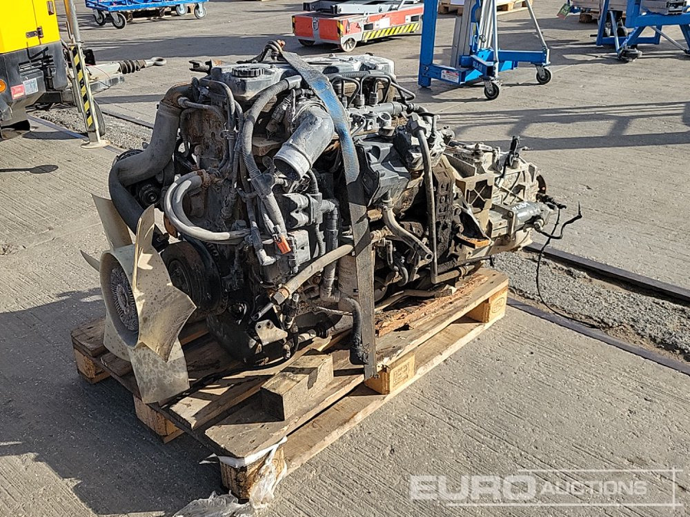 Paccar 4 Cylinder Engine, Gearbox - Mootor: pilt 1 Paccar 4 Cylinder Engine, Gearbox - Mootor: pilt 1
