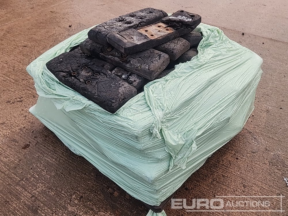 Pallet of 500mm Rubber Block Pads to suit Excavator - Relss - Ehitusmasinad: pilt 4 Pallet of 500mm Rubber Block Pads to suit Excavator - Relss - Ehitusmasinad: pilt 4