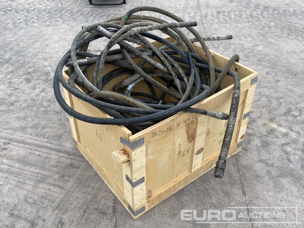 Pallet of Vibrating Pokers - Asfaldimasin: pilt 1 Pallet of Vibrating Pokers - Asfaldimasin: pilt 1