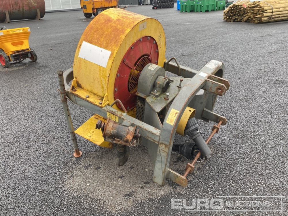 KWH 2051 PTO Driven Blower - Põllutööseade: pilt 4 KWH 2051 PTO Driven Blower - Põllutööseade: pilt 4