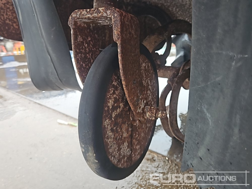 Põllutööseade Mitsubishi CT601: pilt 11