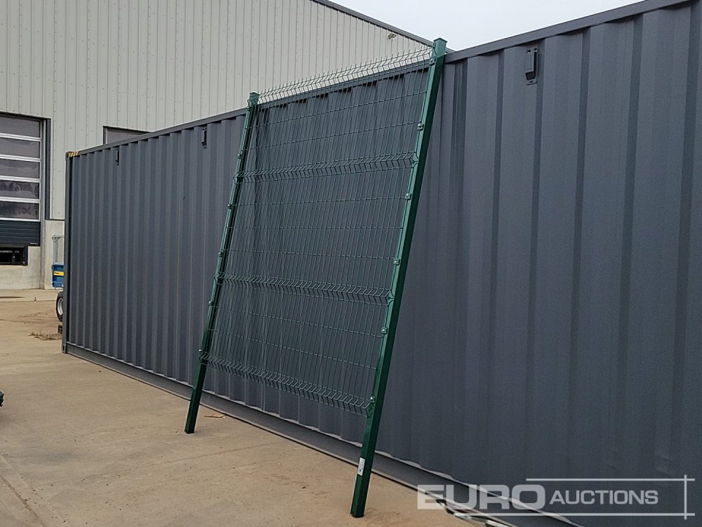 Unused Galvanised & Powder Coated Heavy Duty (5mm) Wire Mesh Fencing, 25 x H2.4m x W2.2m Panels, 26 x 60mm x 60mm x3m Posts, with Fittings (Green) - Põllutööseade: pilt 5 Unused Galvanised & Powder Coated Heavy Duty (5mm) Wire Mesh Fencing, 25 x H2.4m x W2.2m Panels, 26 x 60mm x 60mm x3m Posts, with Fittings (Green) - Põllutööseade: pilt 5