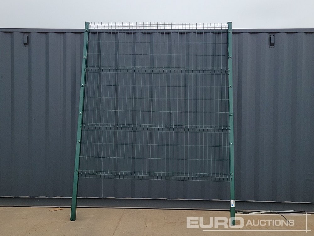 Unused Galvanised & Powder Coated Heavy Duty (5mm) Wire Mesh Fencing, 25 x H2.4m x W2.2m Panels, 26 x 60mm x 60mm x3m Posts, with Fittings (Green) - Põllutööseade: pilt 4 Unused Galvanised & Powder Coated Heavy Duty (5mm) Wire Mesh Fencing, 25 x H2.4m x W2.2m Panels, 26 x 60mm x 60mm x3m Posts, with Fittings (Green) - Põllutööseade: pilt 4
