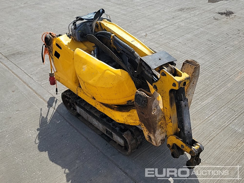 Miniekskavaator Remote Controlled Excavator, Rubber Tracks, Piped, Stabilisers: pilt 7