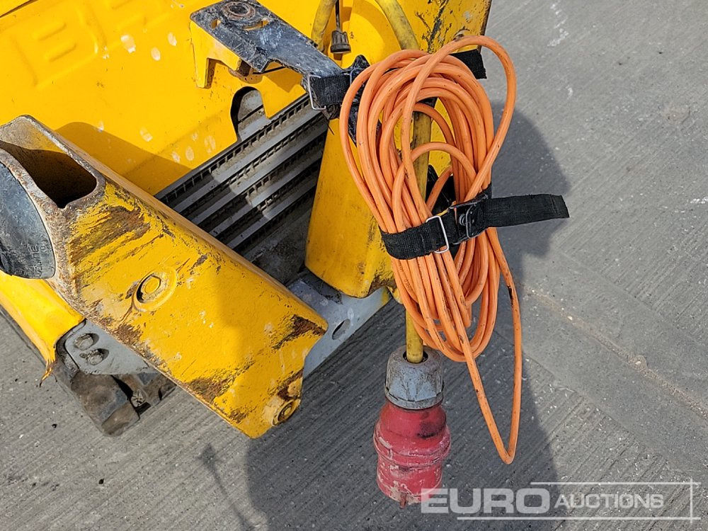Miniekskavaator Remote Controlled Excavator, Rubber Tracks, Piped, Stabilisers: pilt 26