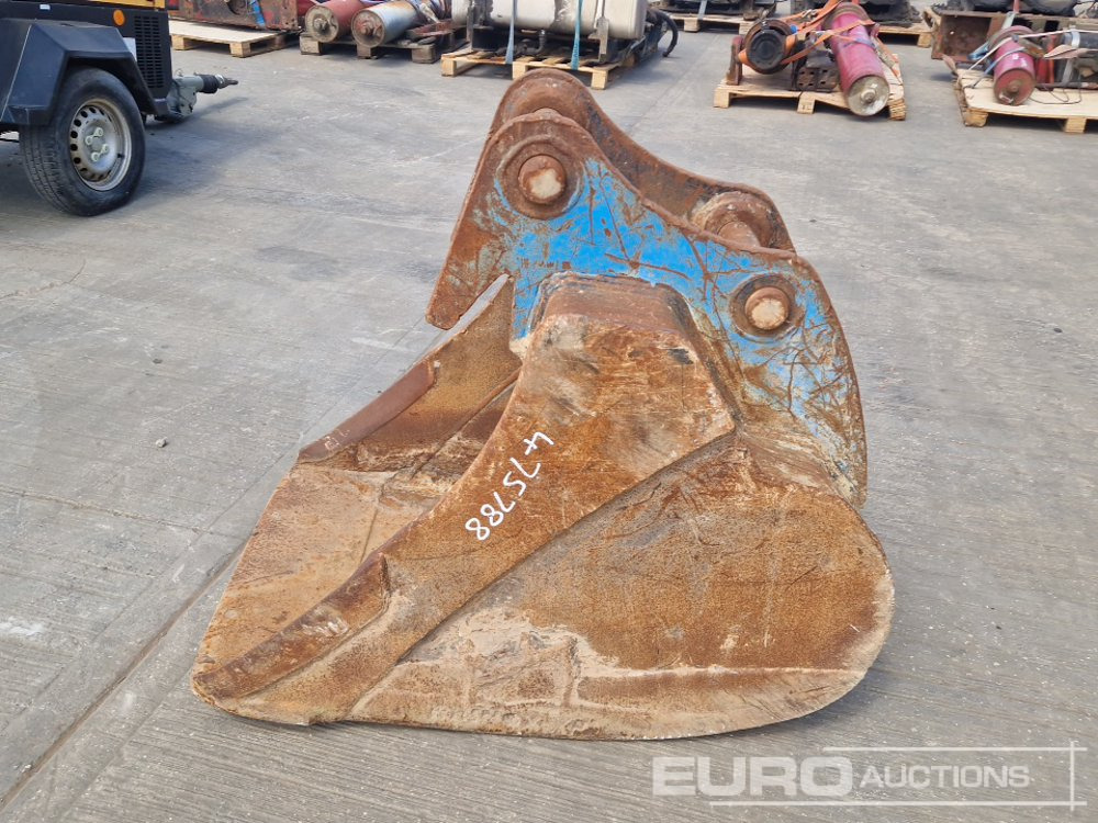 Rhinox 30" Digging Bucket 65mm Pin to suit 13 Ton Excavator - Kopp: pilt 2 Rhinox 30" Digging Bucket 65mm Pin to suit 13 Ton Excavator - Kopp: pilt 2